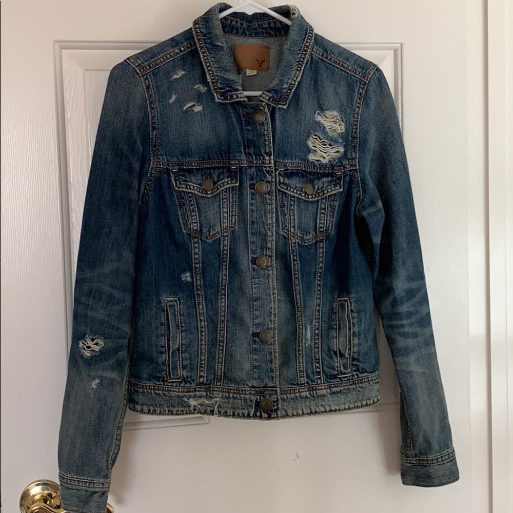 American Eagle distressed denim jacket